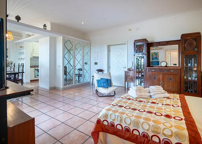 Big Terrace Grand House - New Appartement Rome